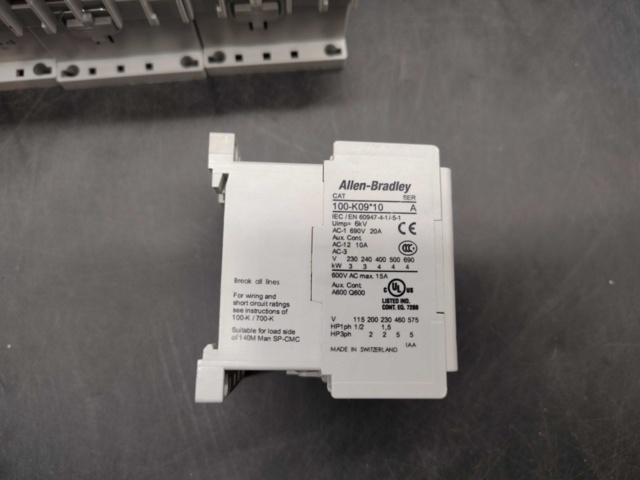 1460599-3 Kopplingsreläer 9 st – Allen-Bradley, modell K09