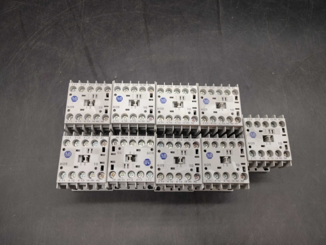 1460600-1 Kopplingsreläer 9 st – Allen-Bradley, modell K09