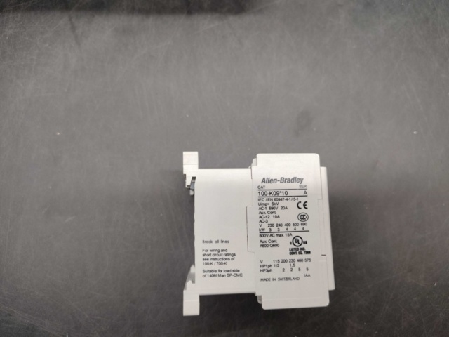 1460600-3 Kopplingsreläer 9 st – Allen-Bradley, modell K09