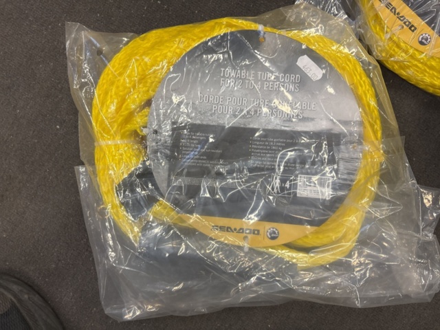 1409391-4 Lot of accessories and components in the category - Jet Ski #2