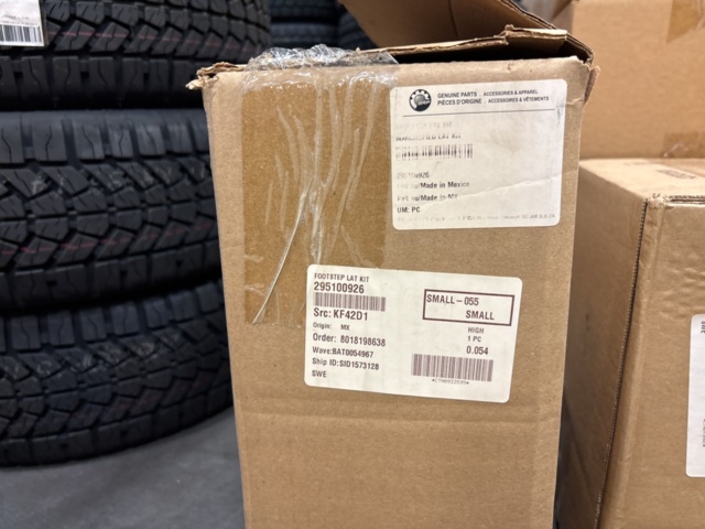 1409391-17 Lot of accessories and components in the category - Jet Ski #2