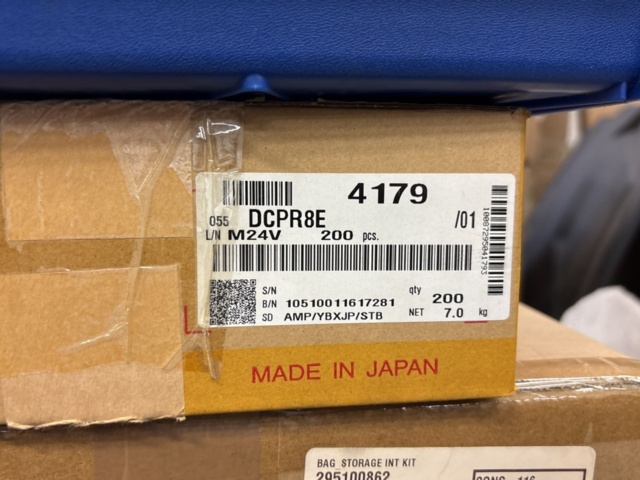 1409391-41 Lot of accessories and components in the category - Jet Ski #2