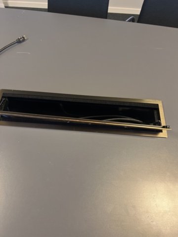 1431575-6 Conference furniture - Tables, chairs, cabinets, etc.