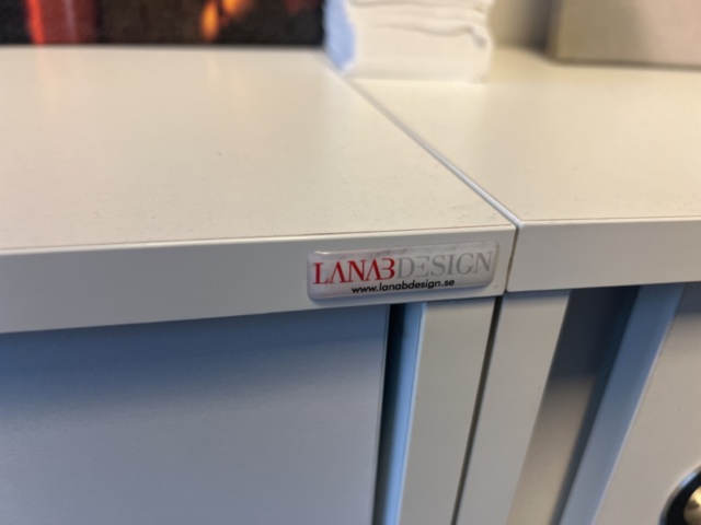 1431575-8 Conference furniture - Tables, chairs, cabinets, etc.