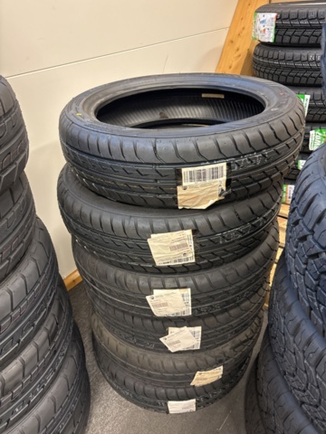 1409386-40 Lot with accessories in the category - three-wheeled motorcycles (Ryker)