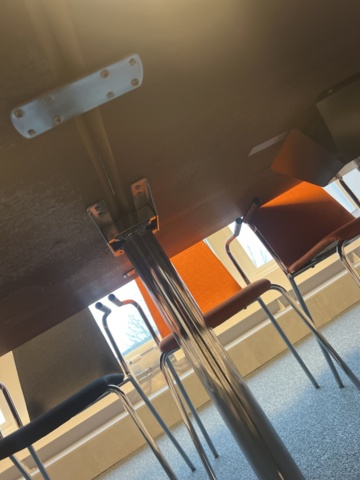 1431575-10 Conference furniture - Tables, chairs, cabinets, etc.