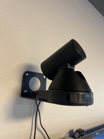 1431576-5 Conference equipment - Screens, camera and microphone