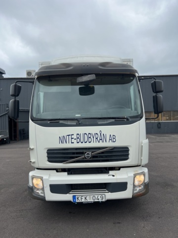 1460729-8 Skåpbil Volvo FL 4*2  Manuell, -2010 repobjekt
