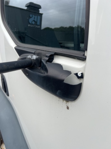 1460729-20 Skåpbil Volvo FL 4*2  Manuell, -2010 repobjekt