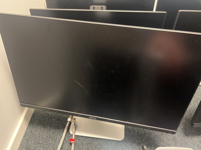 1431580-4 Monitors 8 pcs - Dell, Philips