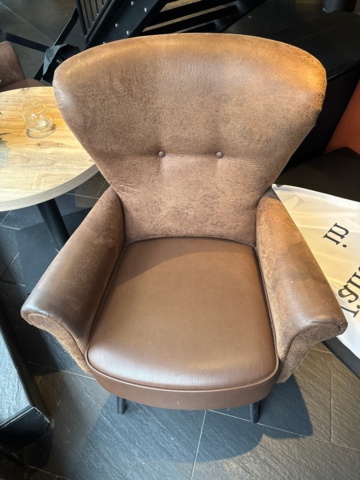 1442235-2 Fåtöljer Sitz Design 4 st och bord 2 st