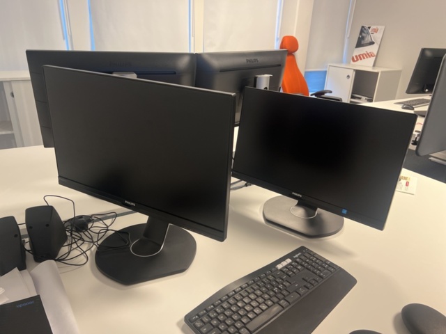 1431585-3 Monitors 6 pcs - Philips