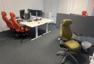 1431586 Office furniture - Desks, office chairs and cabinets