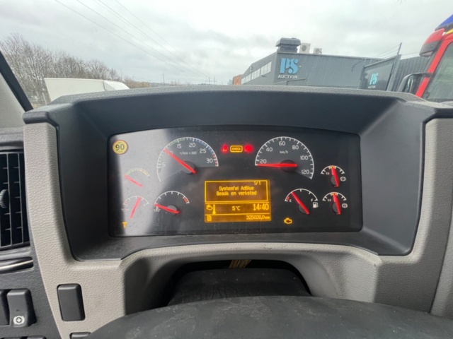 1460729-53 Skåpbil Volvo FL 4*2  Manuell, -2010 repobjekt