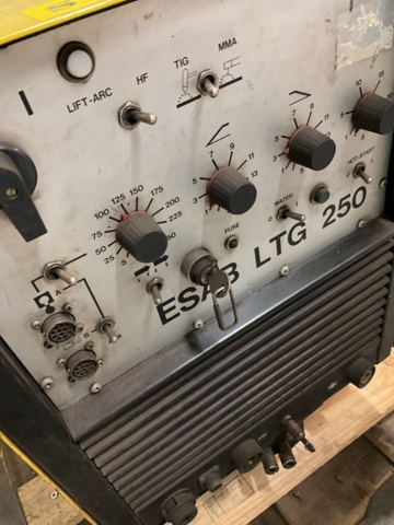 1406935-5 Svets ESAB LTG 250