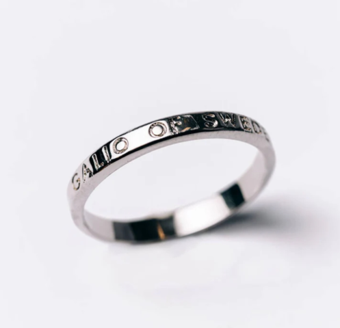 1460974-3 Jewelry & handbag – 3 pcs – rings and bag in gold finish