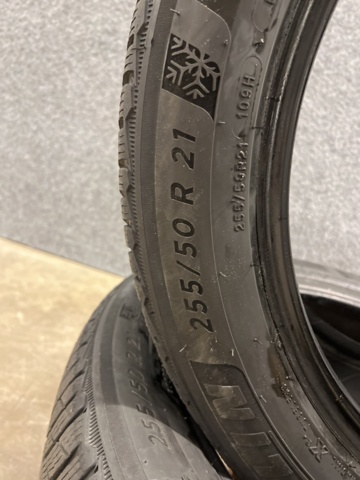 1461174-5 4 pcs Winter tires Michelin 255/50 R21 *Updated*