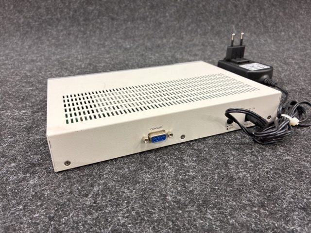 1461175-8 Wireless LAN Controller Zyxel NXC2500