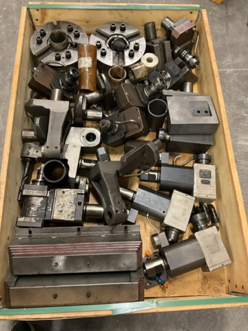 1406958-1 Parti med Chuckar och verktygshållare  MAZAK