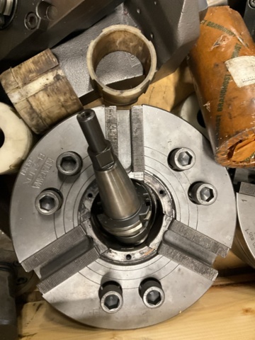 1406958-17 Parti med Chuckar och verktygshållare  MAZAK