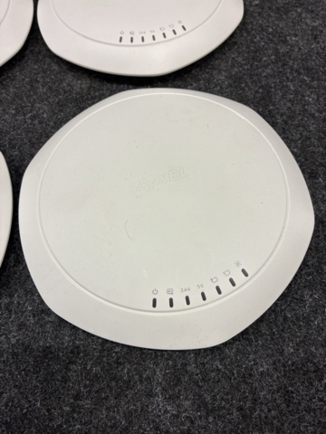 1461178-2 4 st Accesspunkter Zyxel