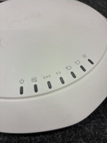 1461178-3 4 st Accesspunkter Zyxel