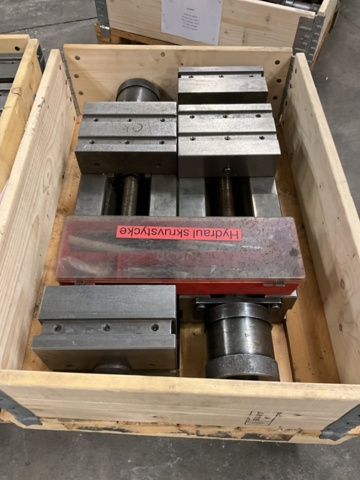 1406961-6 2 pcs. machine vise Allmatic