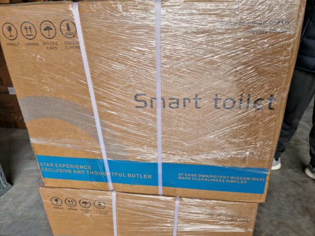 1461147-8 Smart toalett - PuroFlush Smart 001