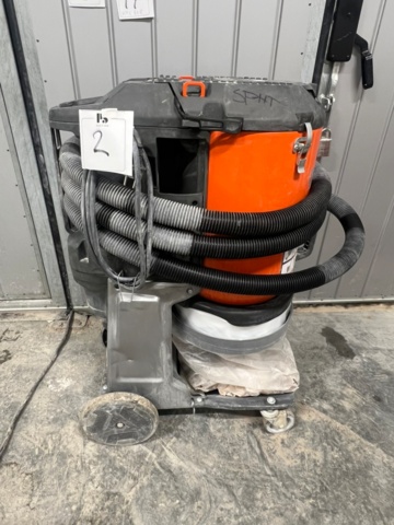 1426902-1 Vacuum cleaner Husqvarna DE 110