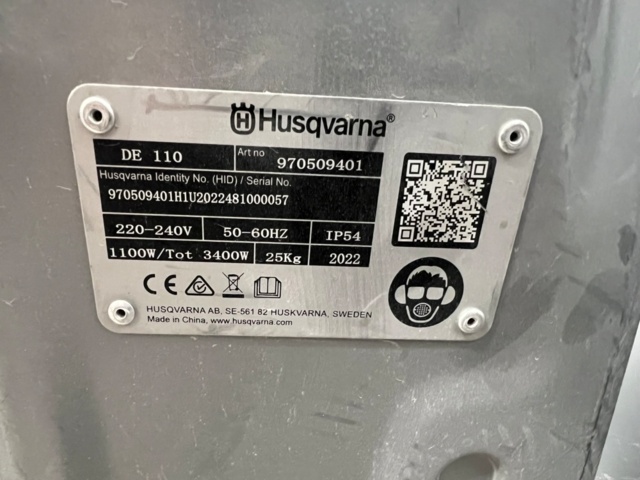 1426902-5 Vacuum cleaner Husqvarna DE 110