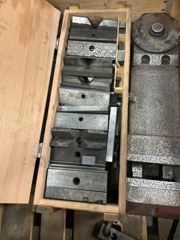 1406967-4 2 st. Maskinskruvstycke Allmatic 200