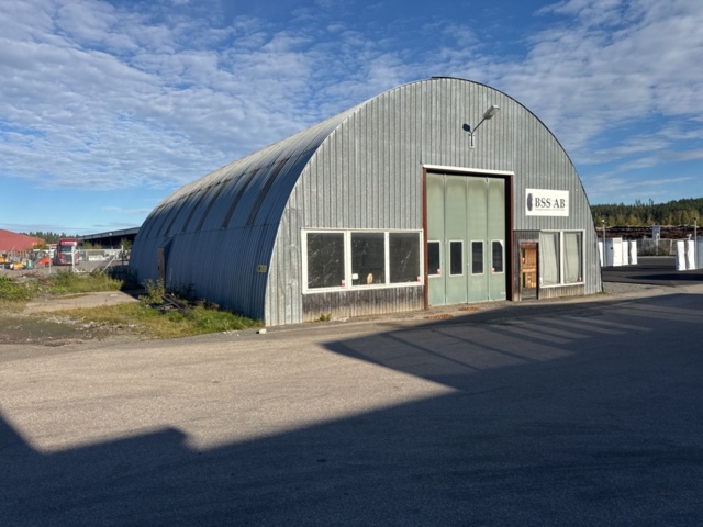 1461184-3 Plåtbyggnad båghall 23m x 15m