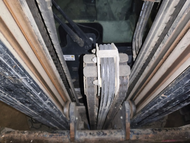 891604-14 Motvikstruck Mitsubishi FD35N -12 s/n