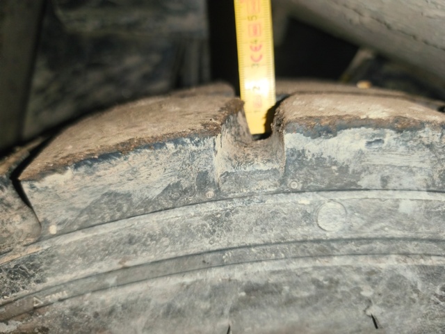 891604-17 Motvikstruck Mitsubishi FD35N -12 s/n