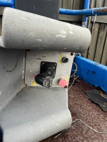 1351377-6 Saxlift UpRight SL20 -2000 (Reparationsobjekt)