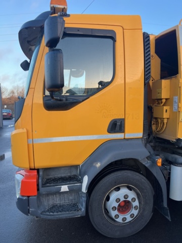 1338334-11 Sopbil med tillbehör - Volvo FL 4x2 - 2018