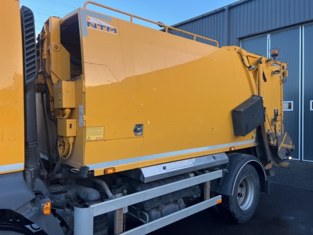 1338334-12 Sopbil med tillbehör - Volvo FL 4x2 - 2018