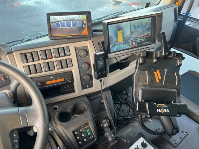 1338334-30 Sopbil med tillbehör - Volvo FL 4x2 - 2018