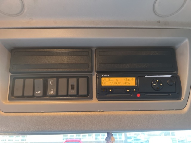 1338334-31 Sopbil med tillbehör - Volvo FL 4x2 - 2018