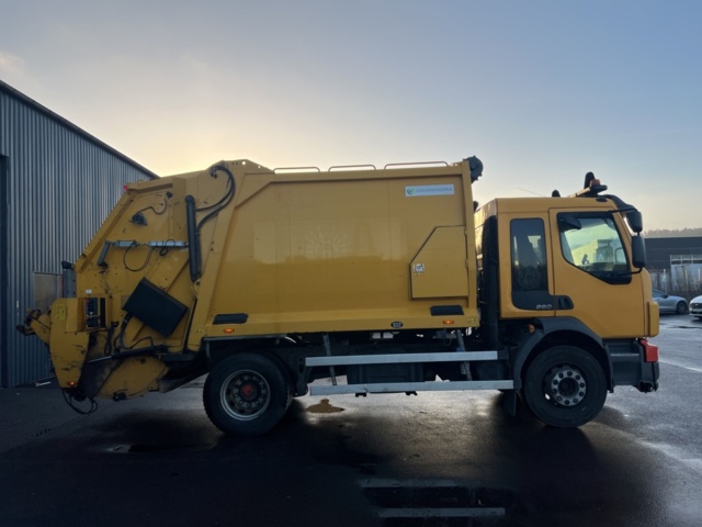 1338335-6 Sopbil Volvo Lastbilar FL 7.1 Automatisk, 265hk, -2010