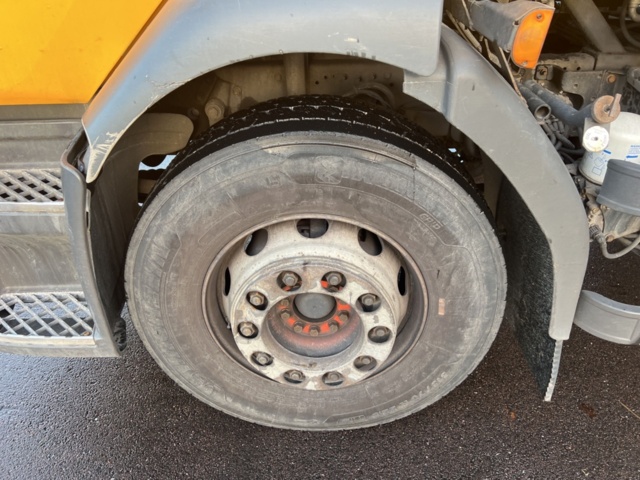 1338335-21 Sopbil Volvo Lastbilar FL 7.1 Automatisk, 265hk, -2010