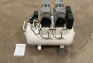 1305244 Air compressor with accessories - Silent Air Compressor DA7002 - 2015