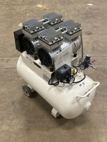 1305244-4 Air compressor with accessories - Silent Air Compressor DA7002 - 2015