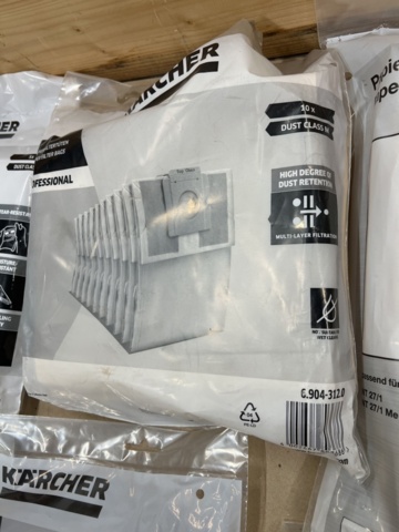 1461289-4 Sortiment med dammsugarpåsar från Kärcher