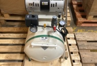 1305245 Air compressor with accessories - Silent Air Compressor DA7002 - 2020, unused