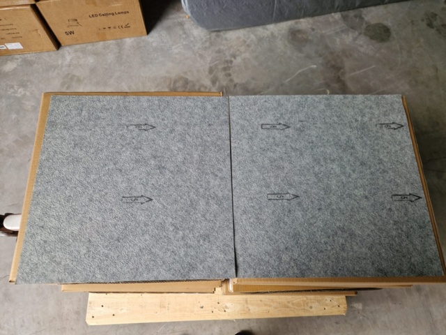 1461575-3 Carpets/tiles 200 m² - F-01 (Grey)