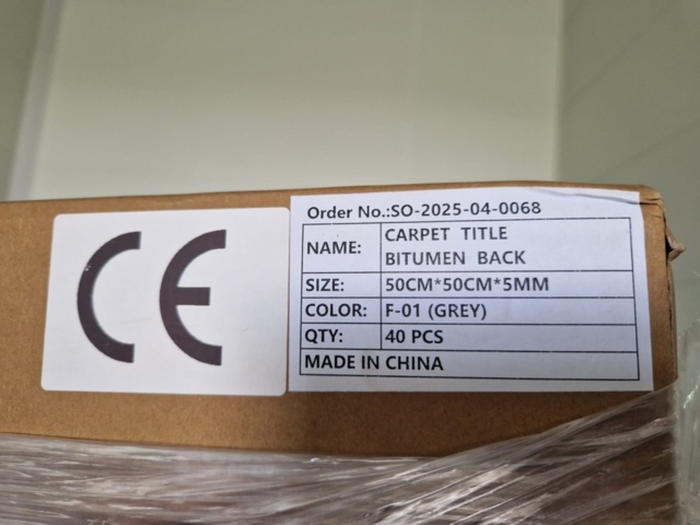 1461576-5 Carpets/tiles 300 m² - F-01 (Grey)