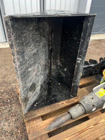 1426949-23 Battery-powered mini loader SHERPA Z10 E200