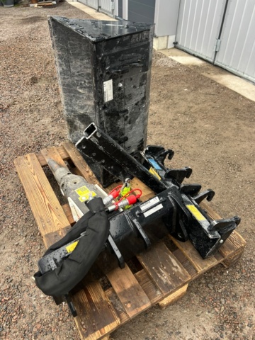 1426949-30 Battery-powered mini loader SHERPA Z10 E200