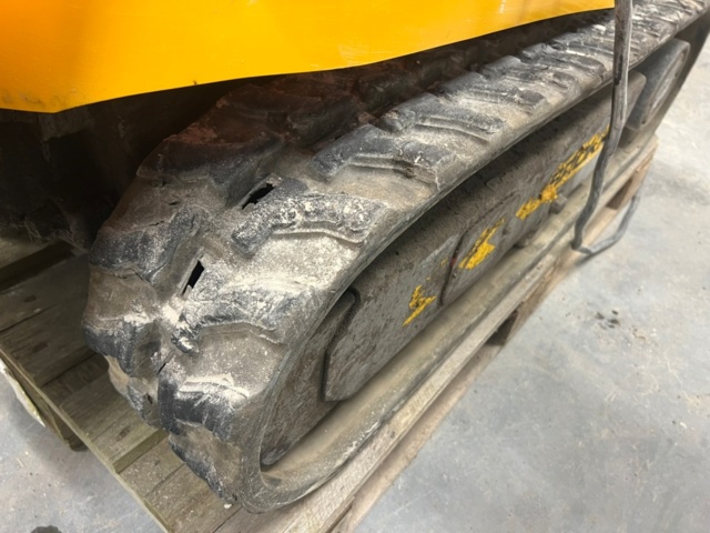 1426950-17 Rivningsrobot Brokk 90